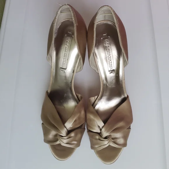 BCBG Max Azria Heels - Picture 3 of 8